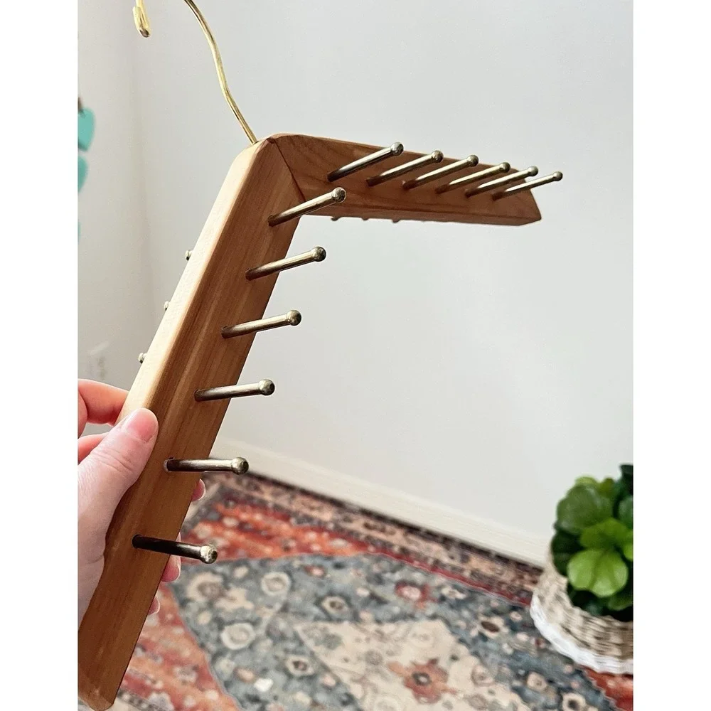 Vtg cedar brass belt tie hanger 24 hooks old school mens closet retro 17